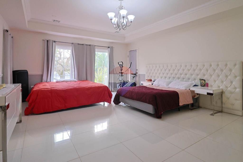 ALQUILER CASA EN BARRIO PRIVADO