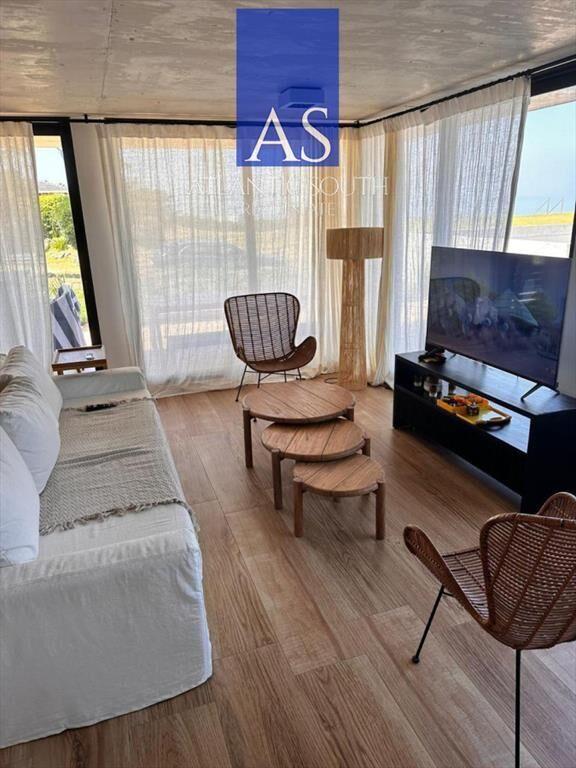 Apartamento 3 dormitorios con parrillero a garage