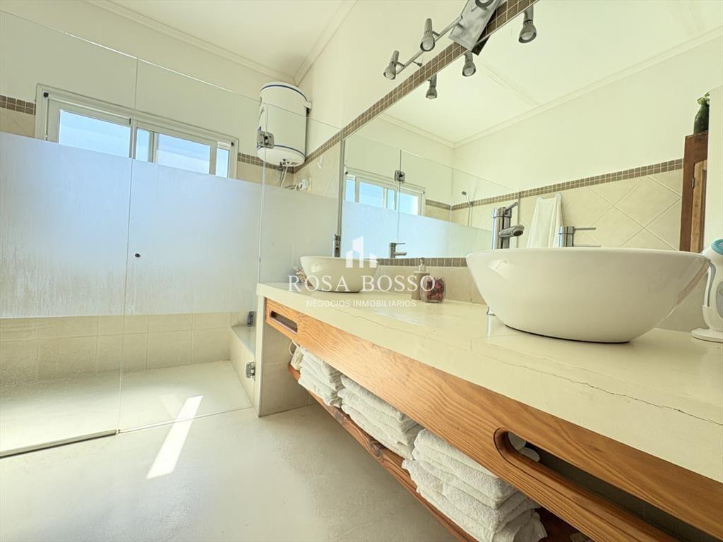 Casa Venta 4 dormitorios Punta Ballena