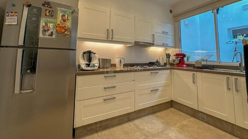 PARODI VENTA CASA PUNTA CARRETAS 4 DORMITORIOS PISCINA TODA