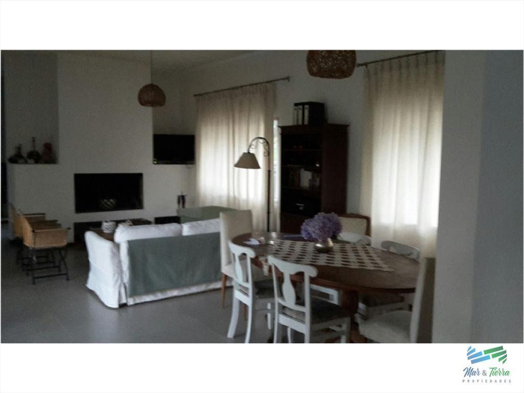 Casa de 3 dormitorios ,Punta del Este