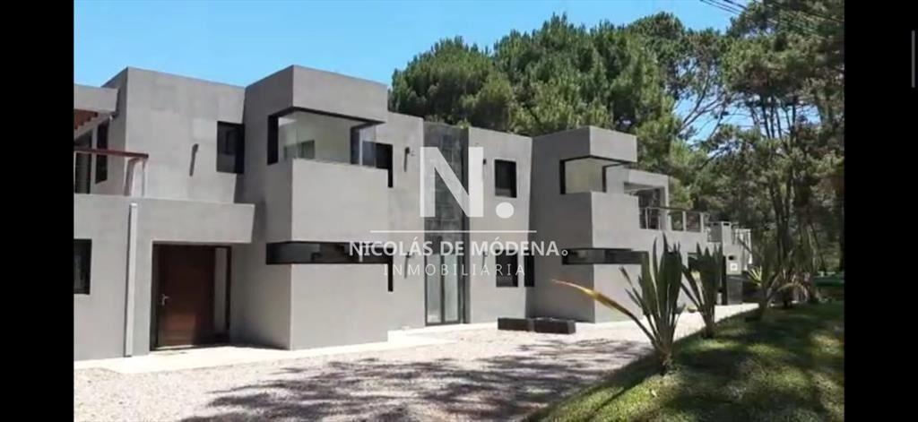 Casa complejo solanas barrio cerrado