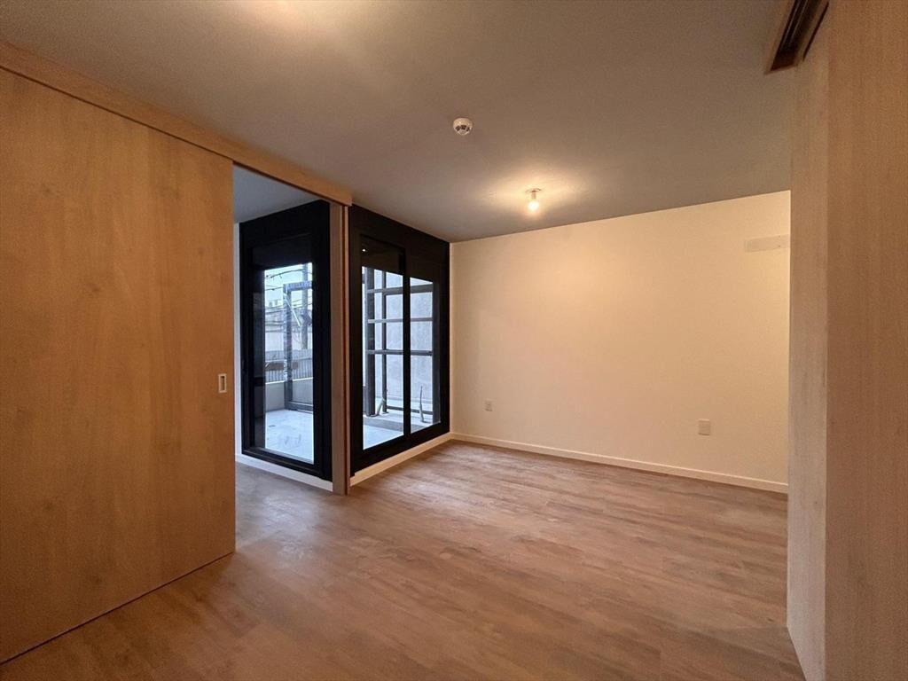 VENTA APARTAMENTO 1 DORMITORIO TRES CRUCES BALCON