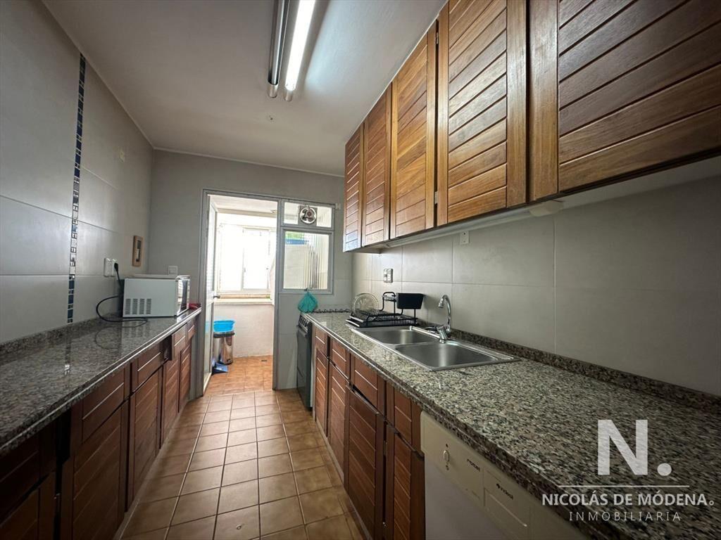 Vende apartamento de 3 dormitorios en Torre Gattas, Punta d