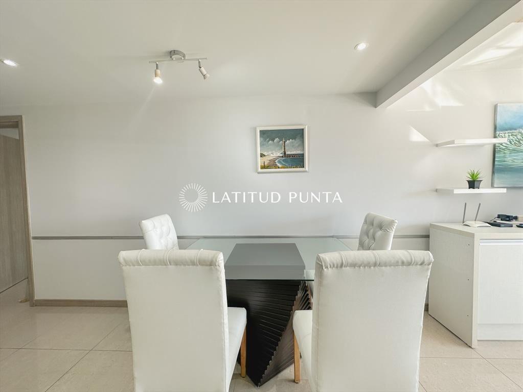 Apartamento en Brava, 1 dormitorio y medio