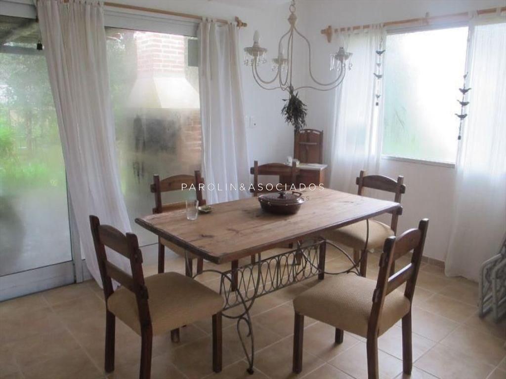 CASA DE 3 DORMITORIOS EN SOLANAS, PUNTA BALLENA