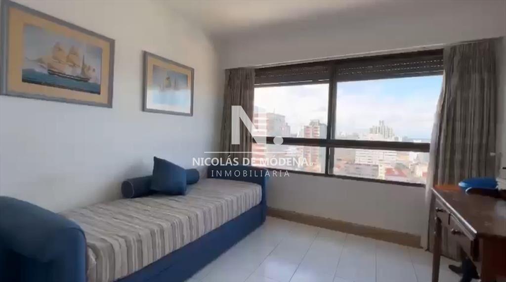 Apartamento en Peninsula, Punta del Este de 4 a