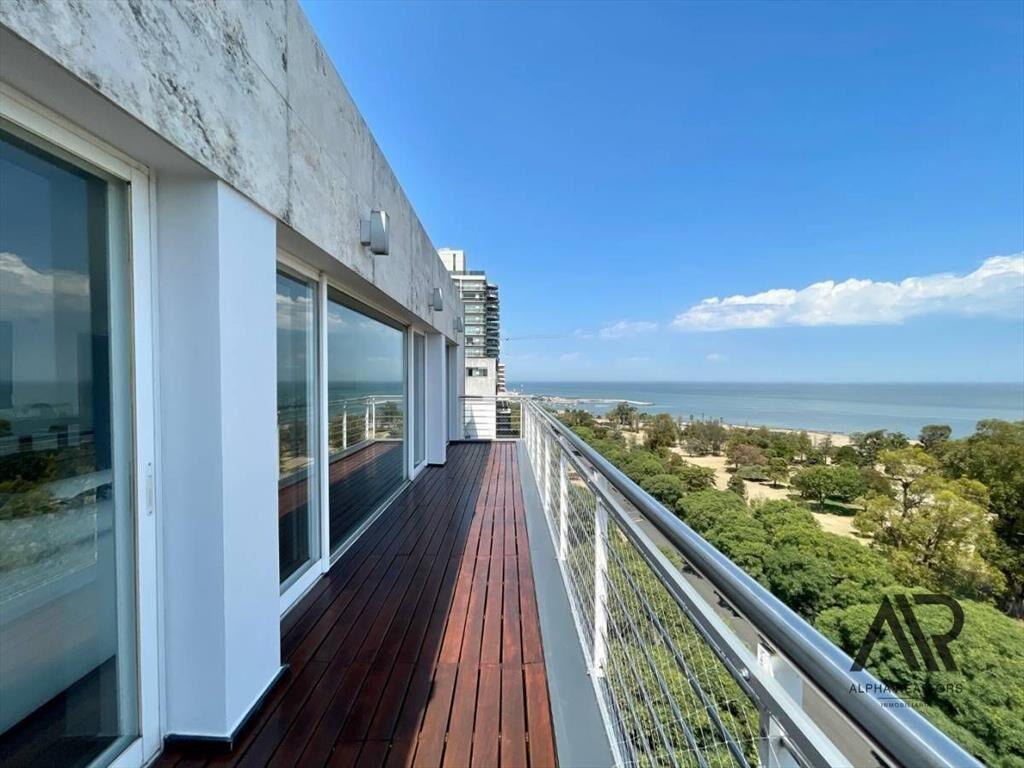 Unico Apartamento Triplex 5 Dormitorios Punta Carretas F...