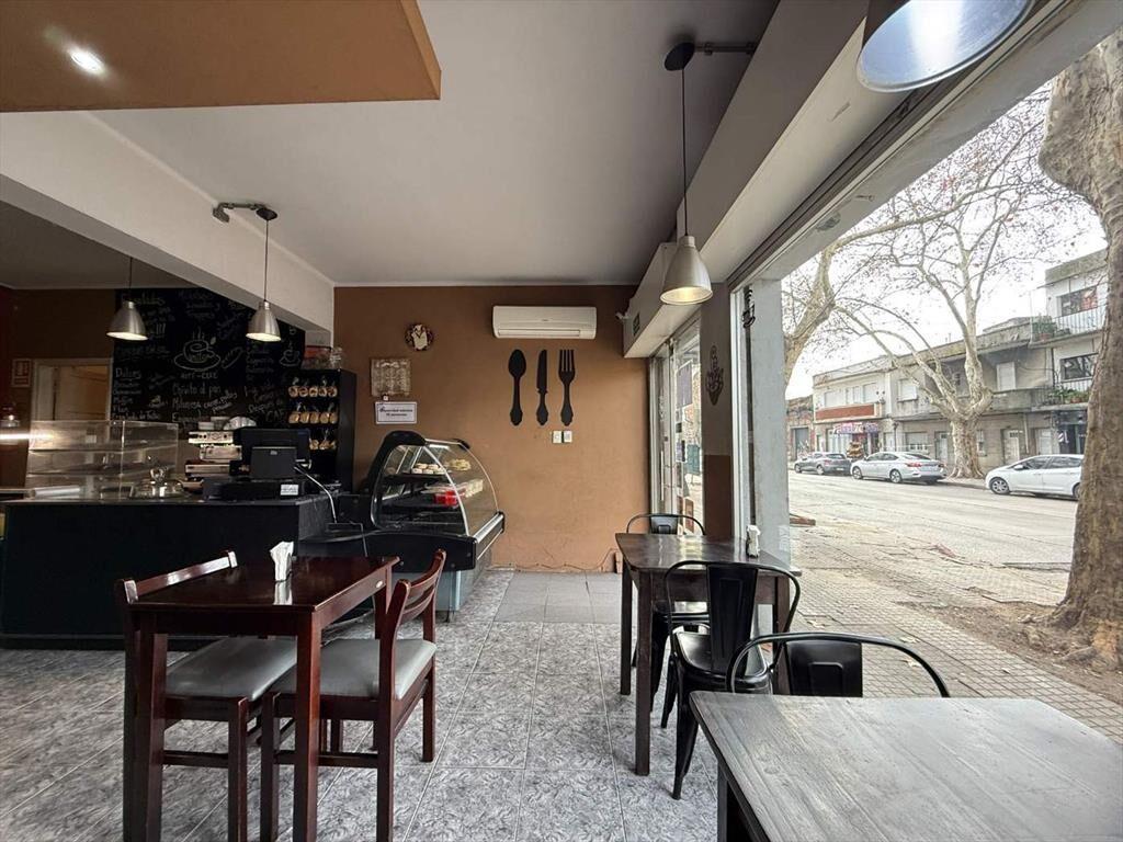 VENTA DE LOCAL COMERCIAL EN REDUCTO