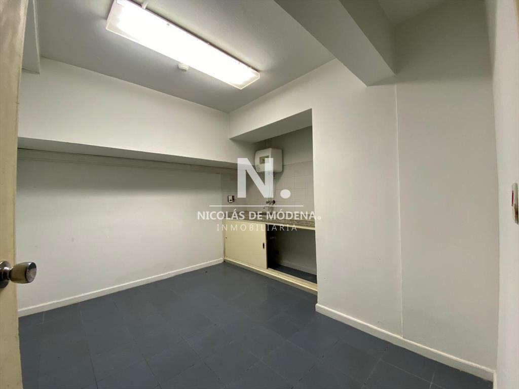 Local comercial sobre Roosevelt