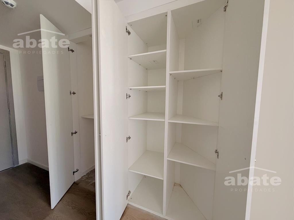 Venta apartamento 1 Dormitorio con garaje en La Comercial