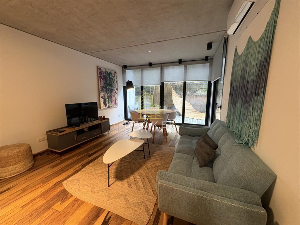 Alquiler anual de hermoso apartamento de 1 dorm