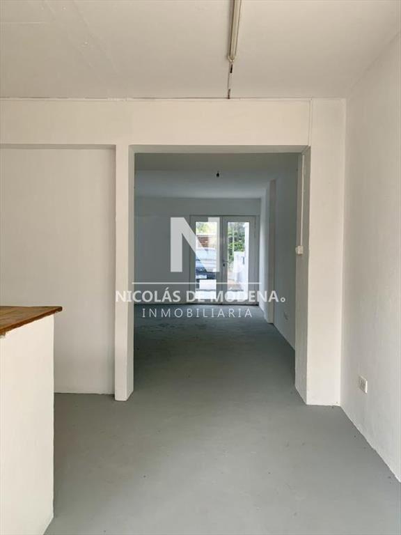 En venta local de 390m2 en Punta del Este