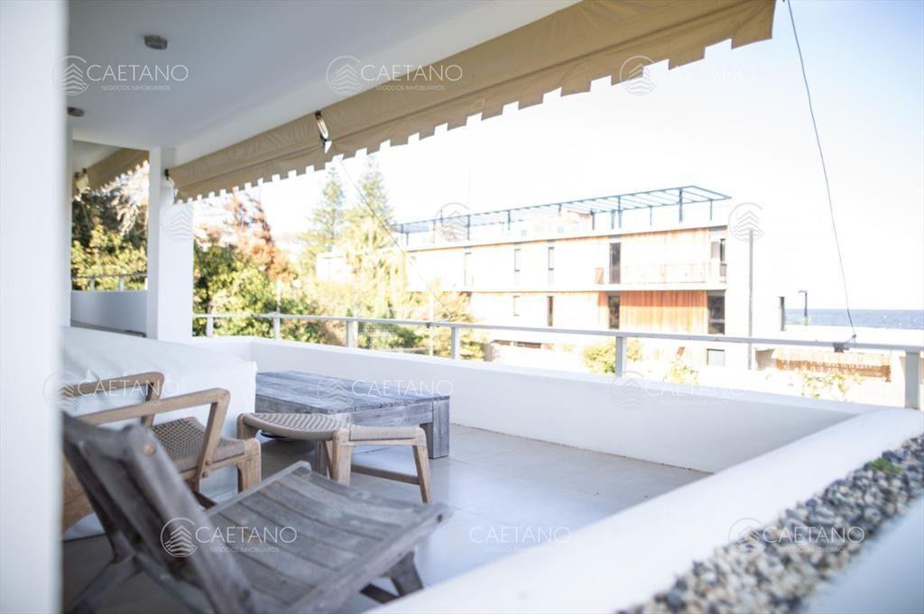Excelente casa en Punta Ballena, alquiler anual