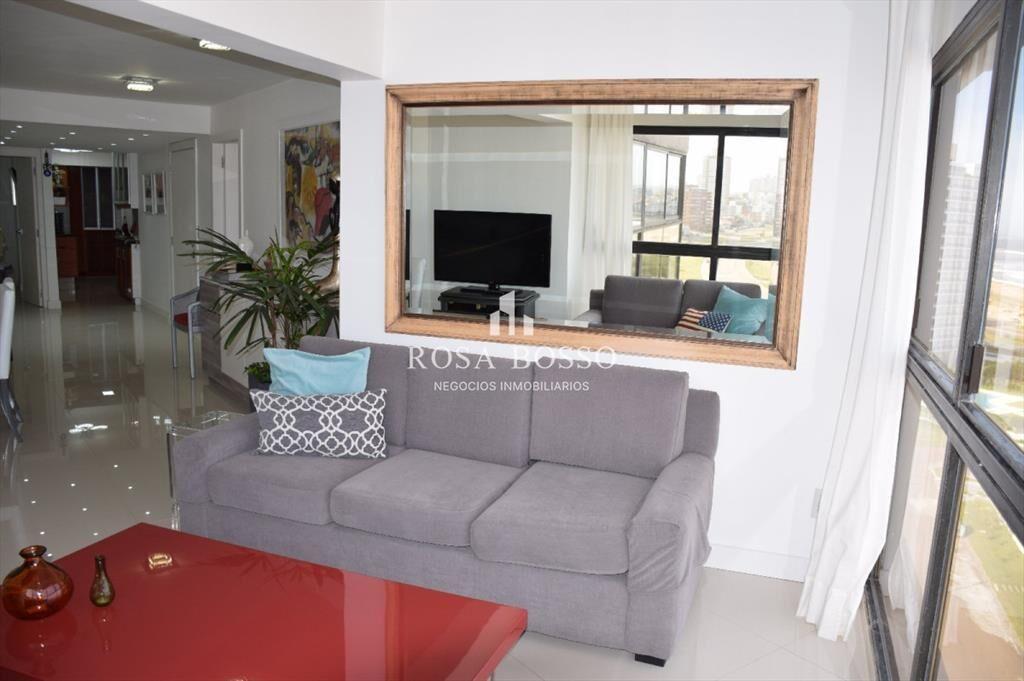 Apartamento en Brava, a pasitos del mar.