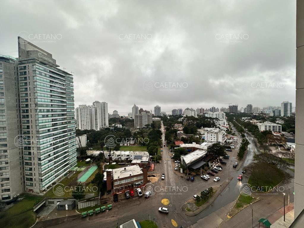 Moderno Apartamento de 2 dormitorios en Punta de