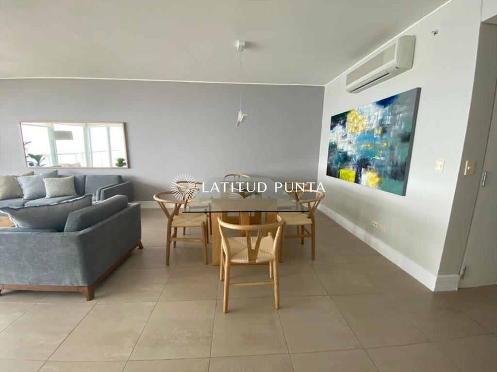 Apartamento en Le Parc, piso alto, 2 suites más