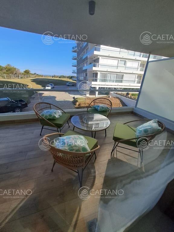 Departamento de 2 dormitorios en venta, Playa Brava, Punta