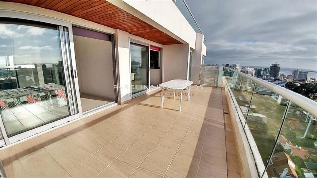 Apartamento en venta en Icon Brava tower, Punta