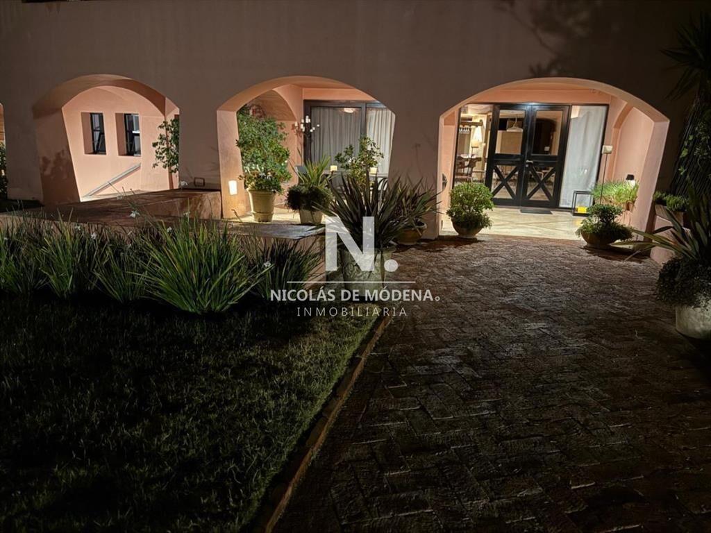 Vende apartamento en Marina del este, Punta