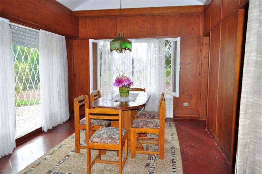 Casa ubicada en Cantegril con lindo terreno