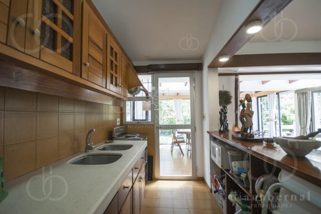 Casa alquiler Pinares, Punta del Este, 4 dormitorios, pisci