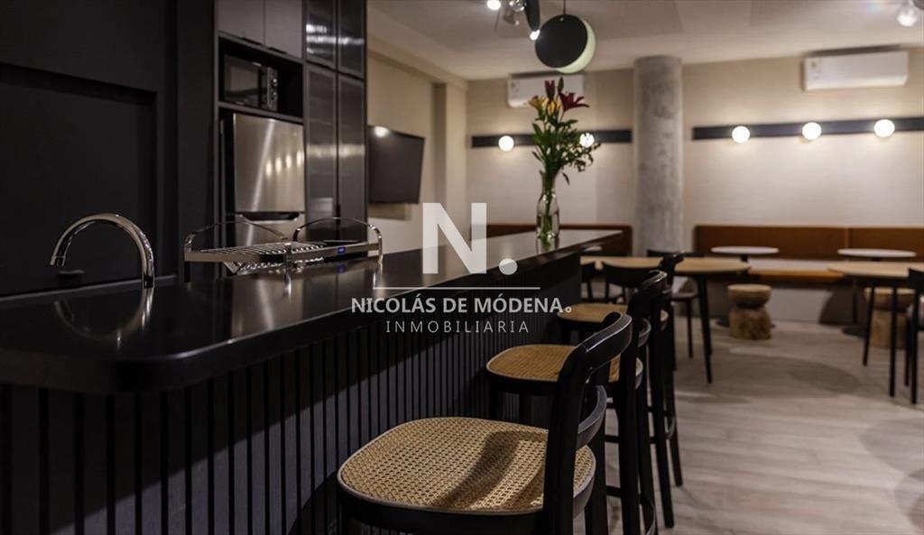 Venta Luminoso Apartamento de 2 dormitorio En de
