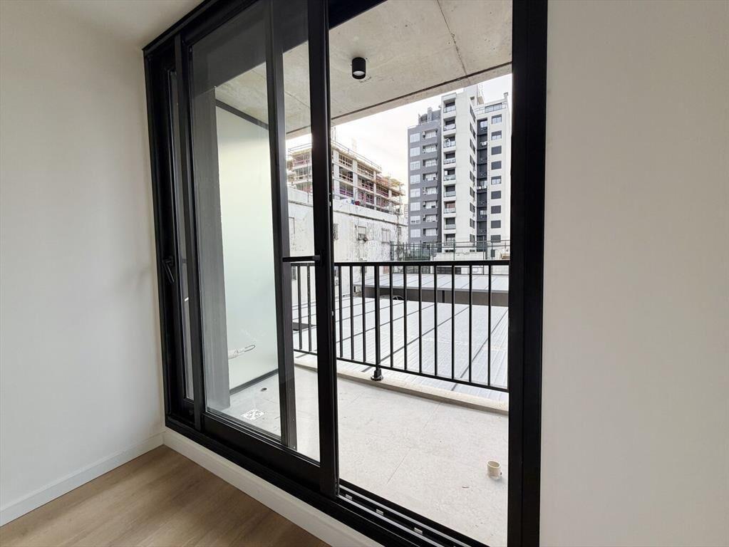 Apartamento en venta de 1 dormitorio con vestidor a estrena