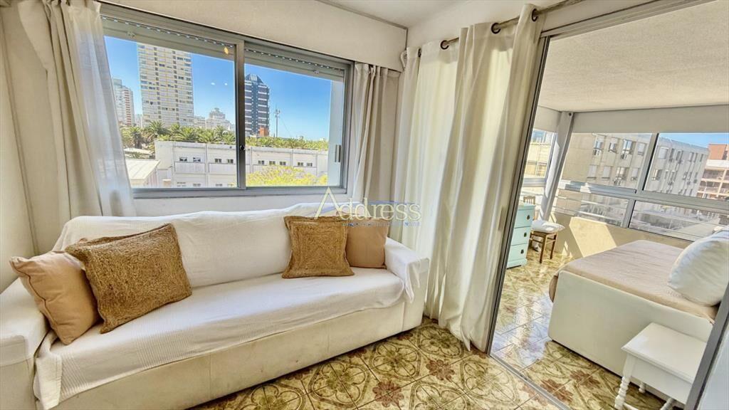 Apartamento en Peninsula, 2 dormitorios *
