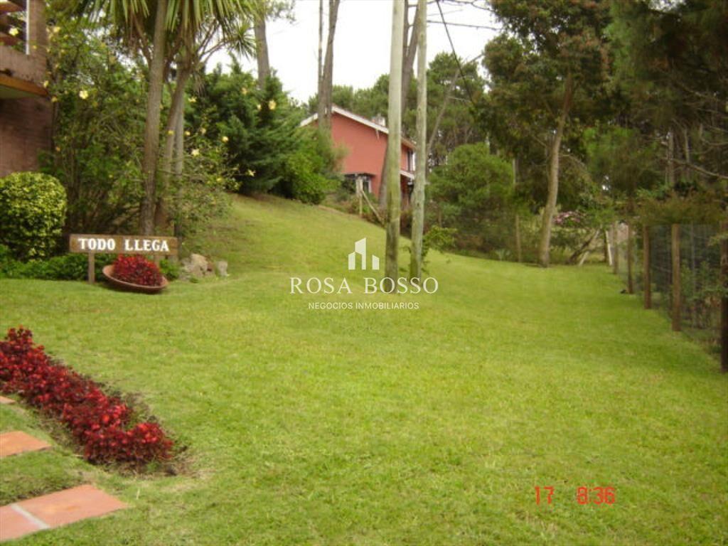 Casa en Rincón del Indio, 3 dormitorios *
