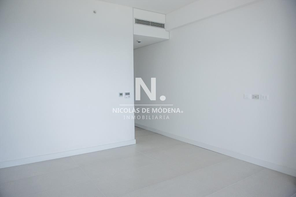 Departamento frente al mar en venta, Piso alto. 3