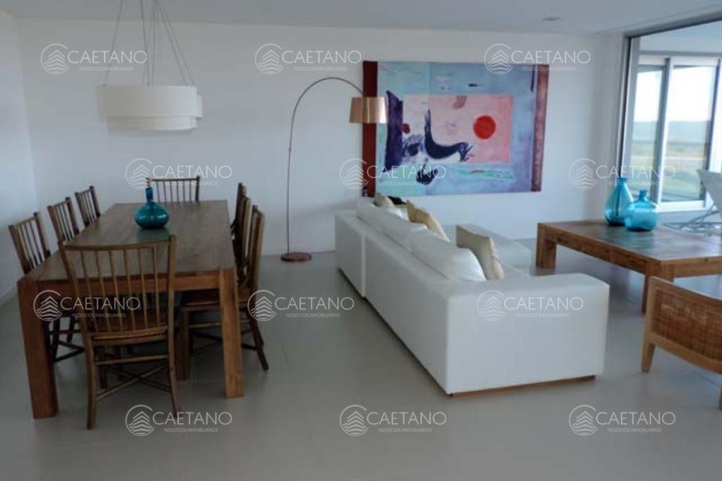 Apartamento en Brava, 3 dormitorios