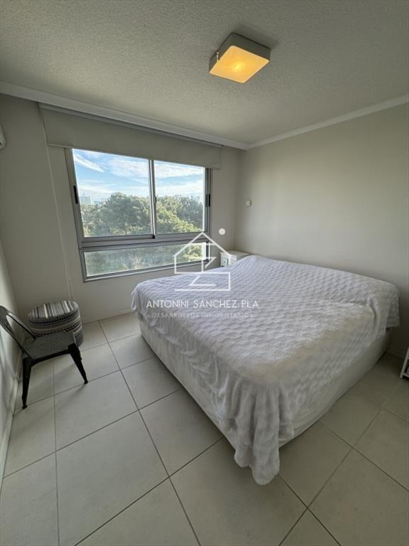 Apartamento de dos dormitorios en ventsa en Punta