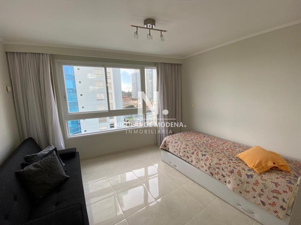 Hermoso departamento en venta de amplios