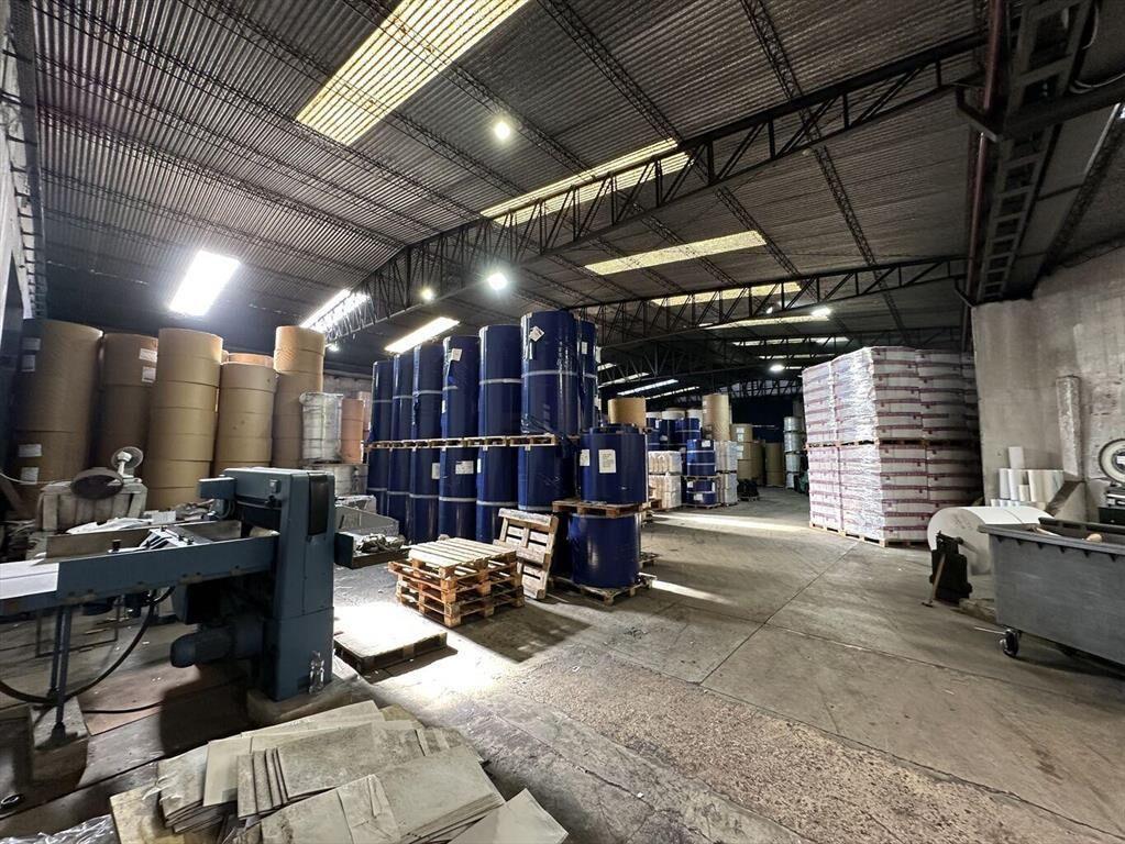Venta Local Industrial en Aguada Gral. Farías 4.217 metros