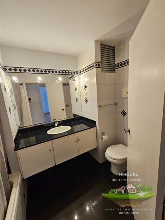 ALQUILER de apartamento de 3 dormitorios en POCITOS