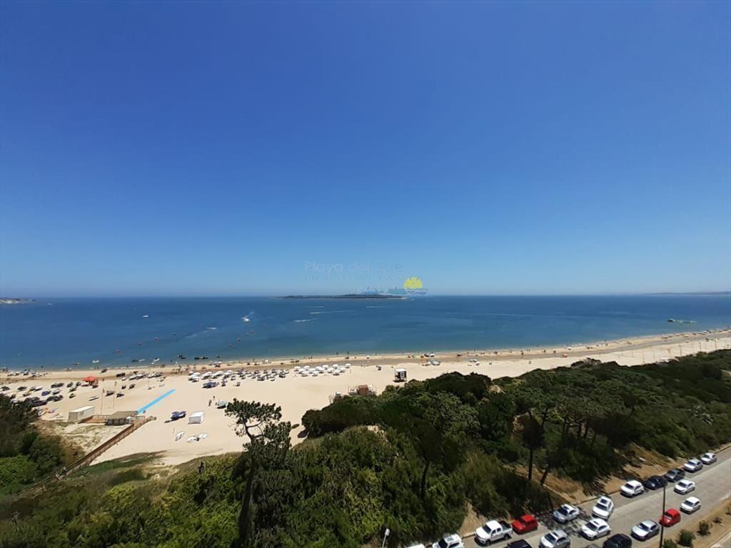 Apartamento en Venta de 3 dormitorios en Punta ,