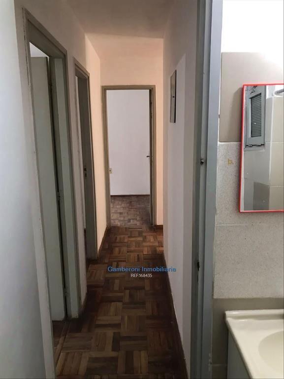 Apartamento en venta en planta baja. Está alquilado.