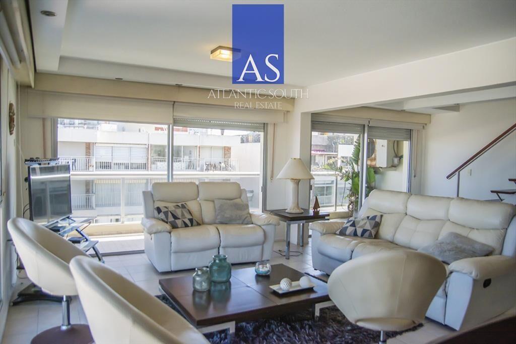 Penthouse duplex de 3 dormitorios con parrillero