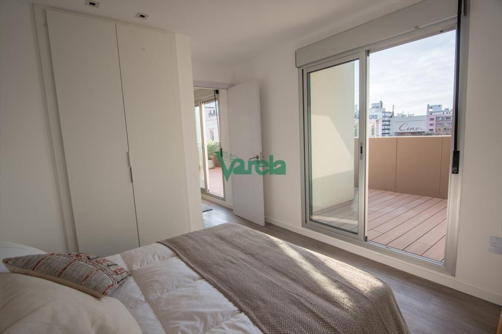 Venta apartamento 1 dormitorio penthouse centro a