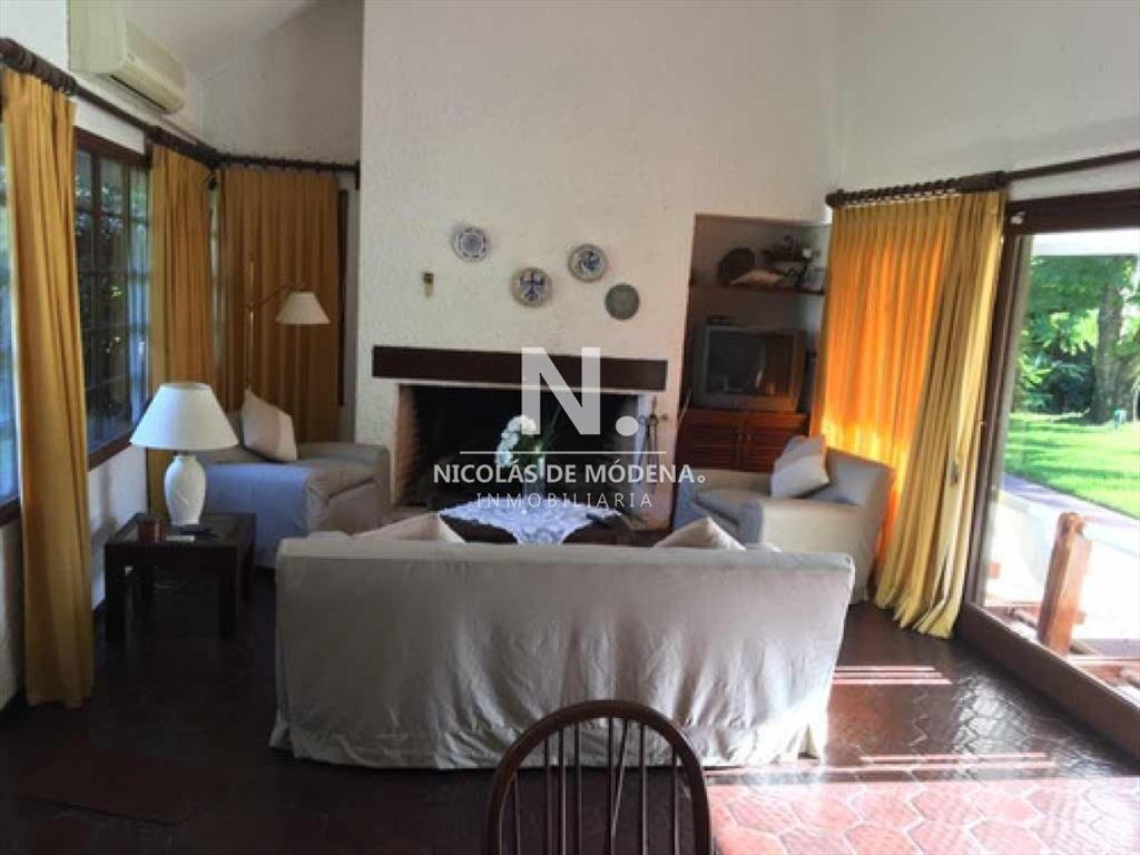 Venta y Alquiler  Casa de 3 dormitorios +piscina