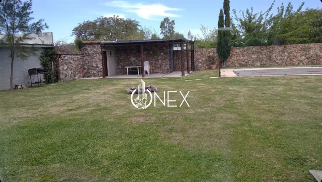 Oportunidad casa 5 dormitorios 4 baños piscina
