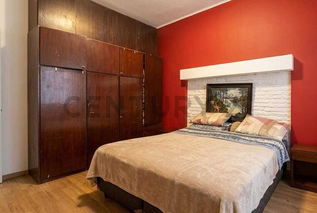 Venta inversión/vivenda/Permuta/1er piso x escalera/2dor/...