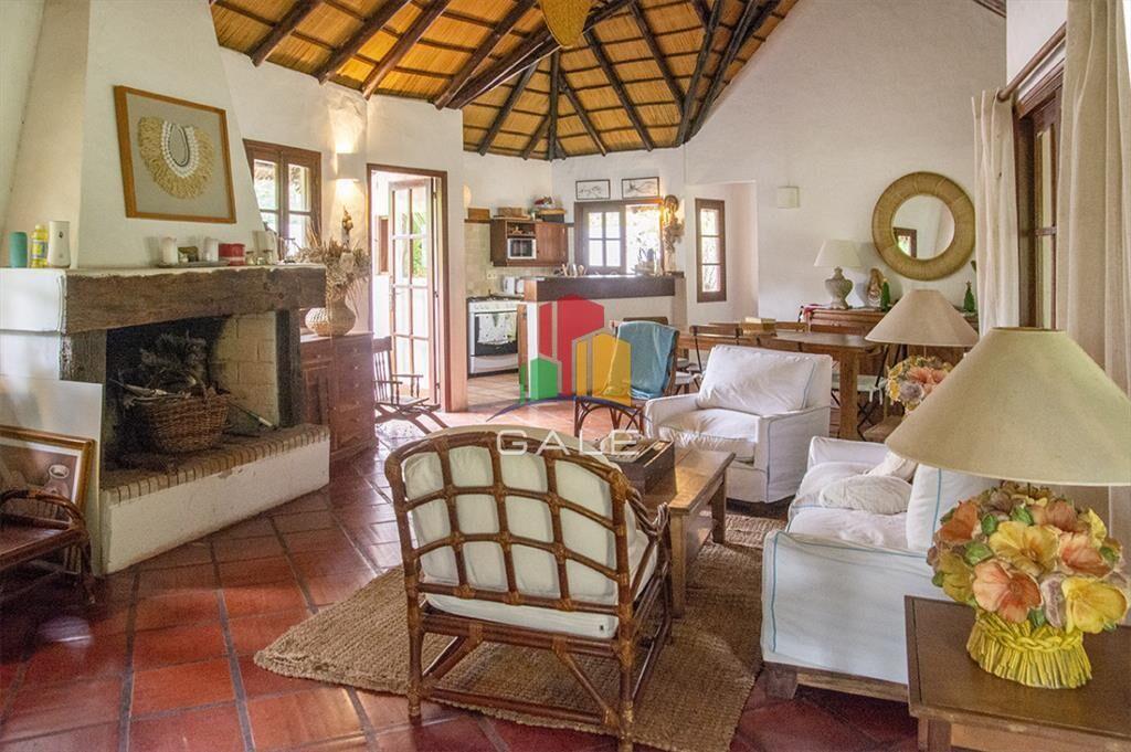 En venta casa en Cantegril
