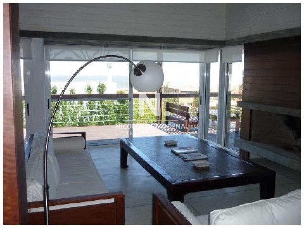 Impecable casa de 6 dormitorios en venta y en el