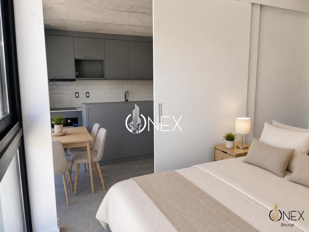 Venta monoambiente con división , balcón con parrillero y