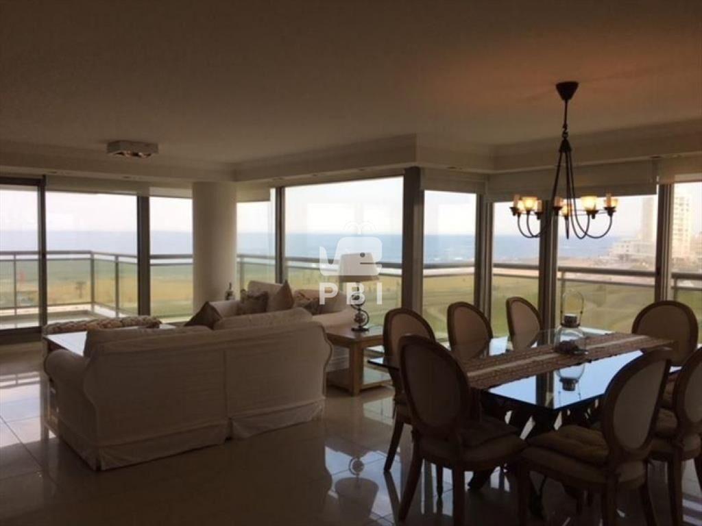 Apartamento en VENTA Playa Brava 3 dormitorios -