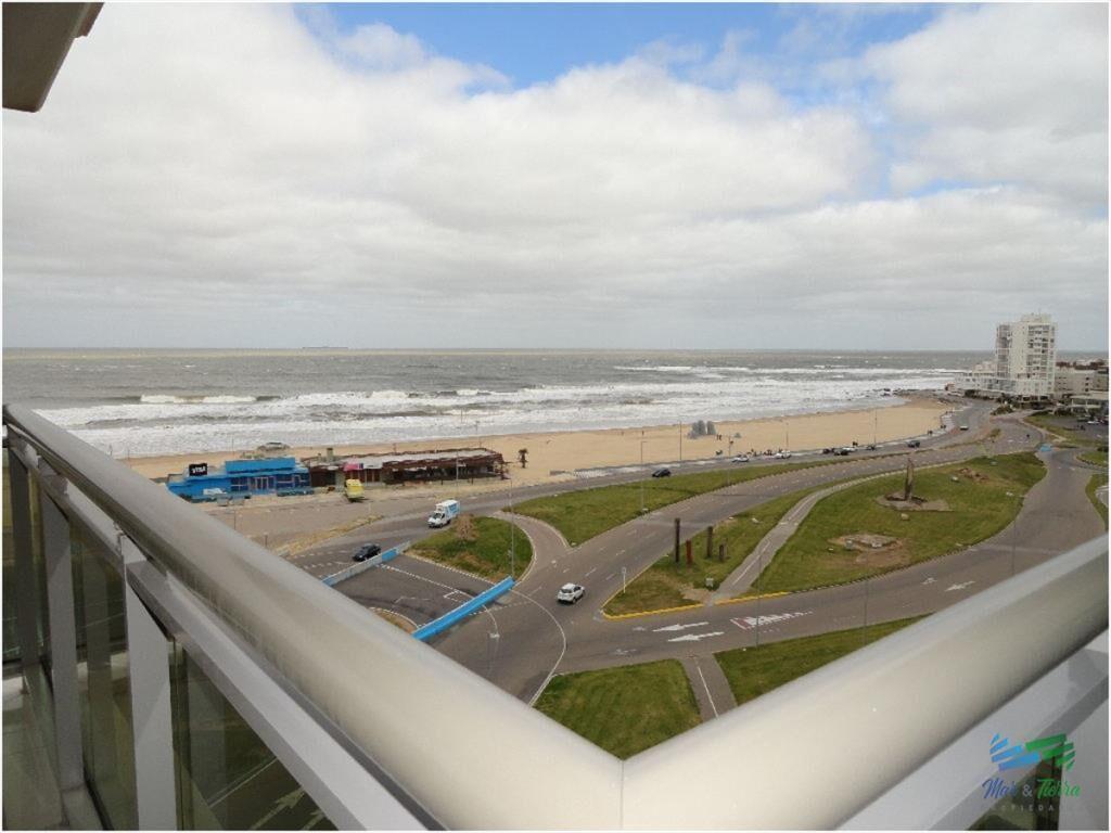 Apartamento en Brava, 3 dormitorios *