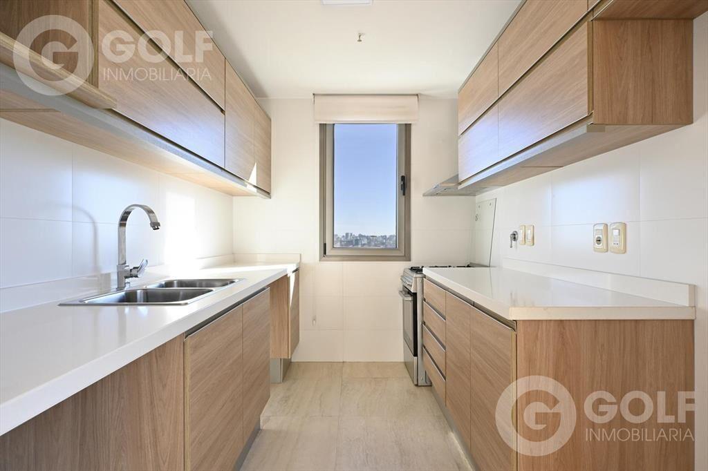 Venta de apartamento 2 Dormitorios y cochera doble en Punta