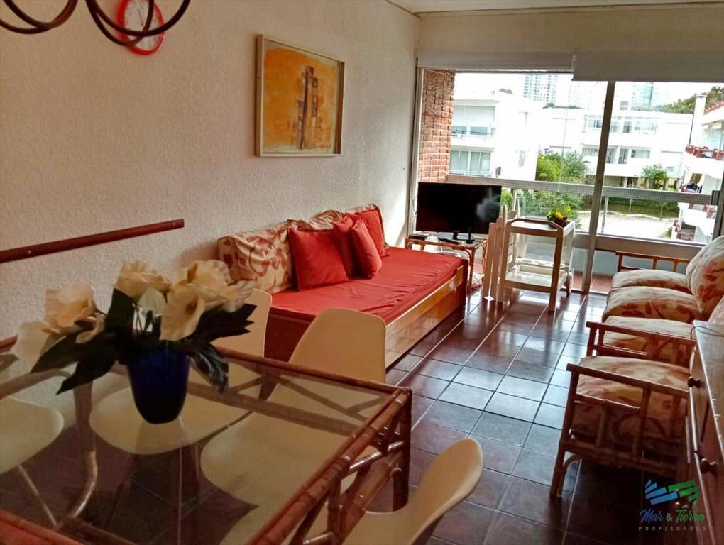 En venta apartamento 2 dormitorios en Aidy Grill,